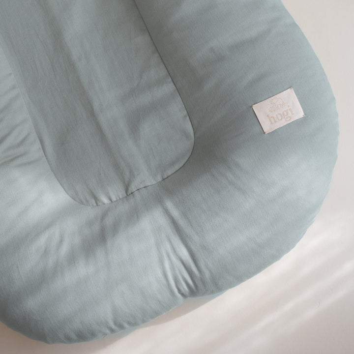 hogi organic Baby Nest 'sage'