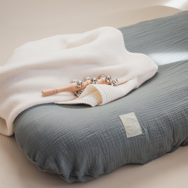 Vorteils-Set: hogi Nest "sage" inklusive Bio-Bezug