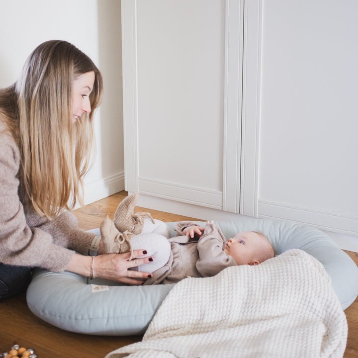 hogi organic Baby Nest 'sage'